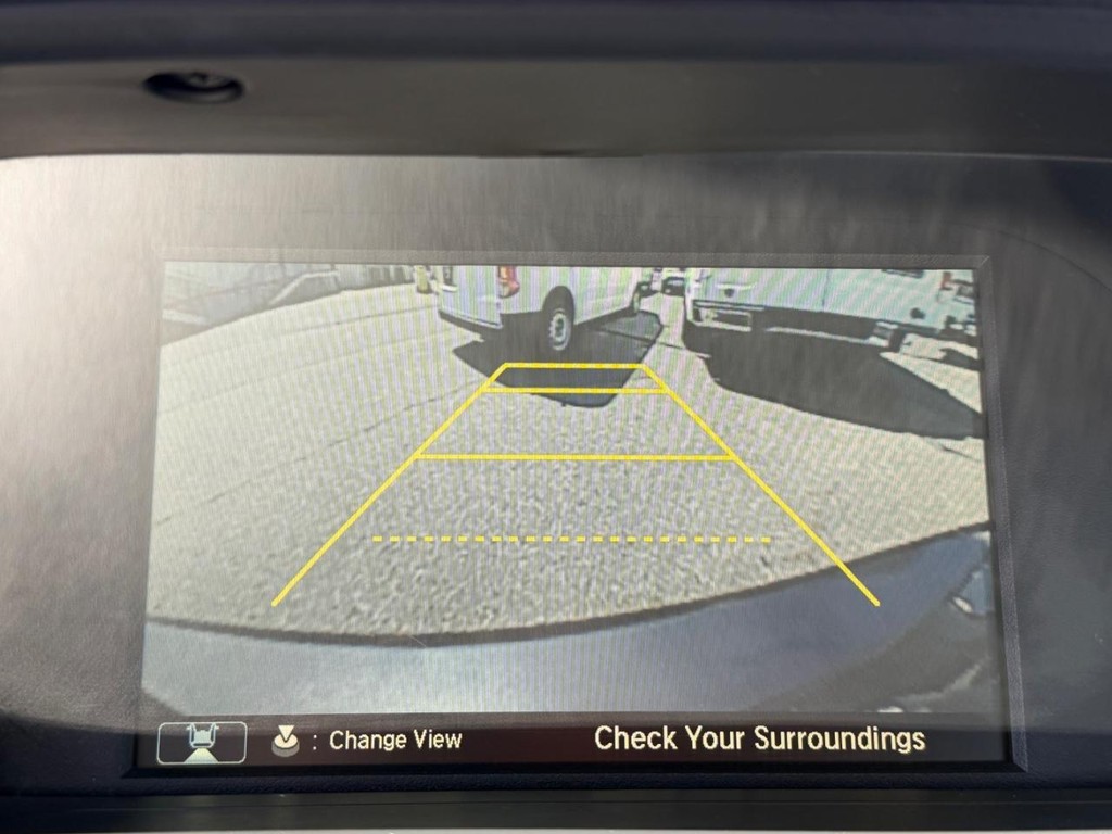 Honda Accord Vehicle Full-screen Gallery Image 43