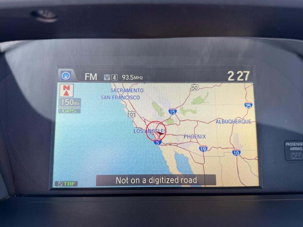 Honda Accord Vehicle Full-screen Gallery Image 46