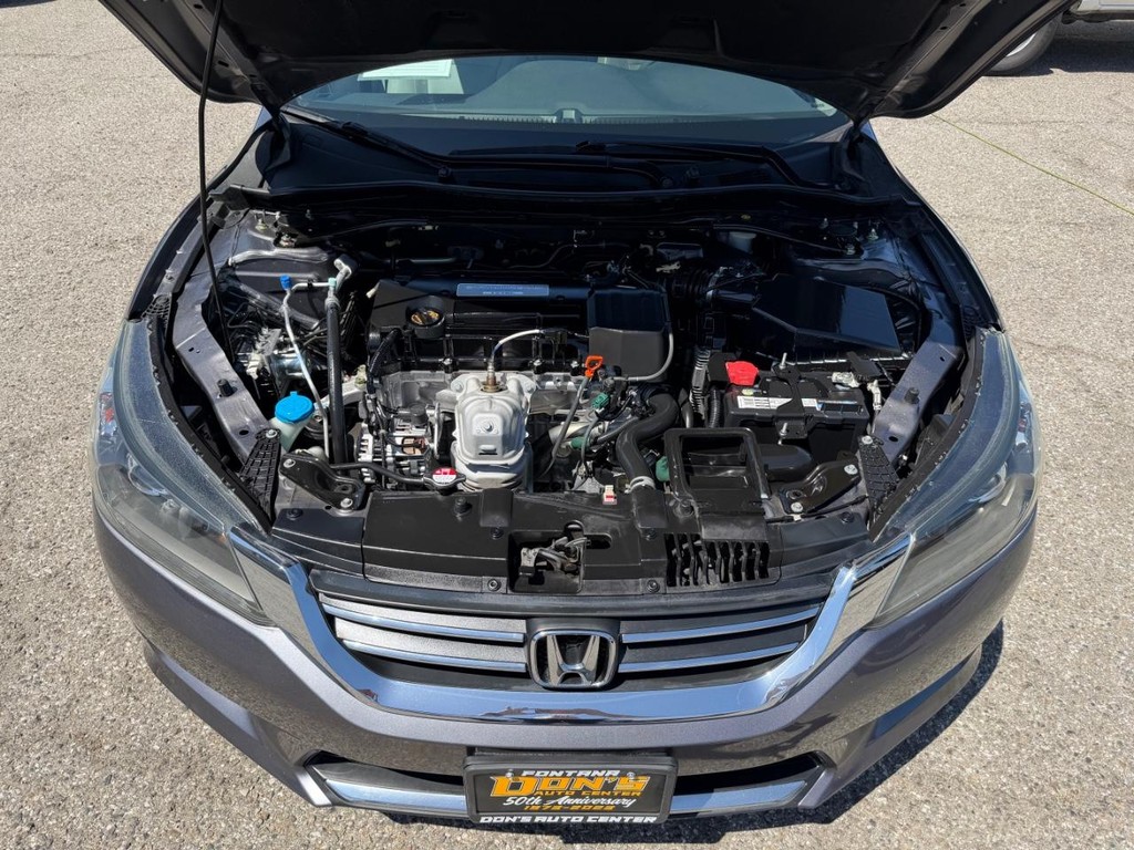 Honda Accord Vehicle Full-screen Gallery Image 49