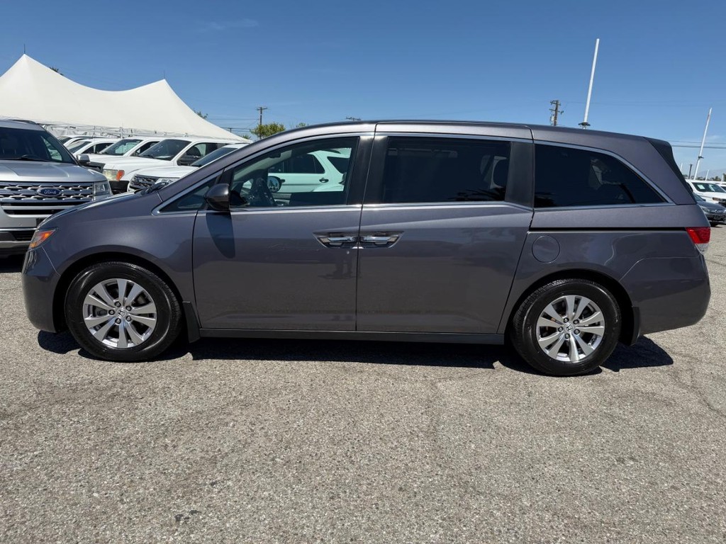Honda Odyssey Vehicle Full-screen Gallery Image 12