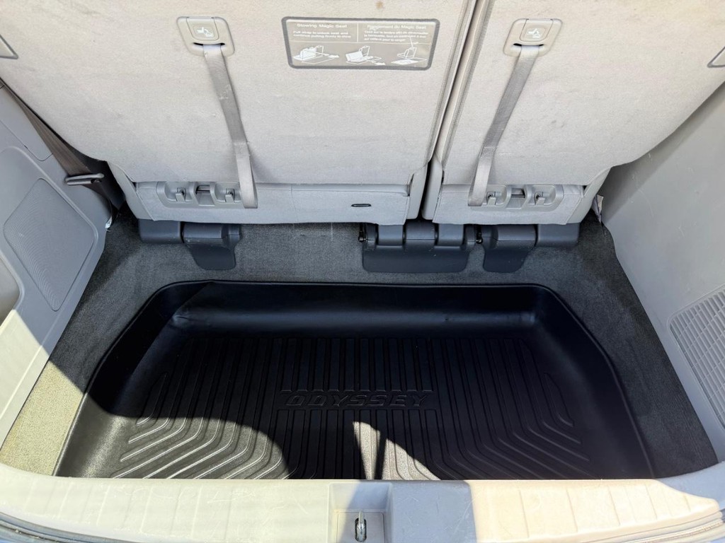 Honda Odyssey Vehicle Full-screen Gallery Image 49