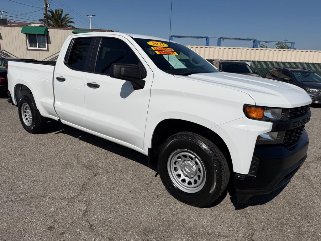 Chevrolet Silverado 1500 Vehicle Full-screen Gallery Image 03