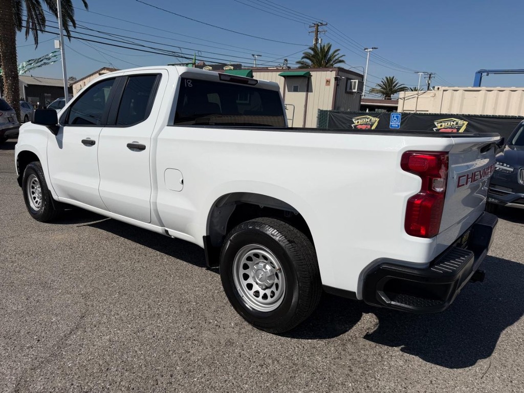 Chevrolet Silverado 1500 Vehicle Full-screen Gallery Image 09