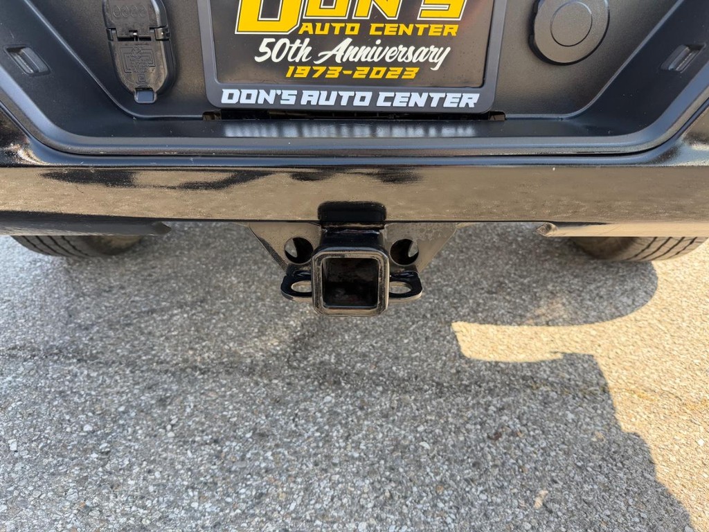 Chevrolet Silverado 1500 Vehicle Full-screen Gallery Image 42