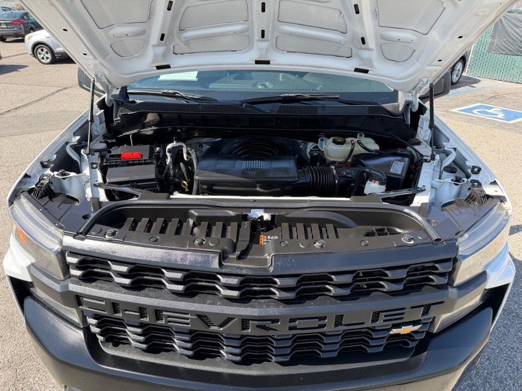 Chevrolet Silverado 1500 Vehicle Full-screen Gallery Image 44