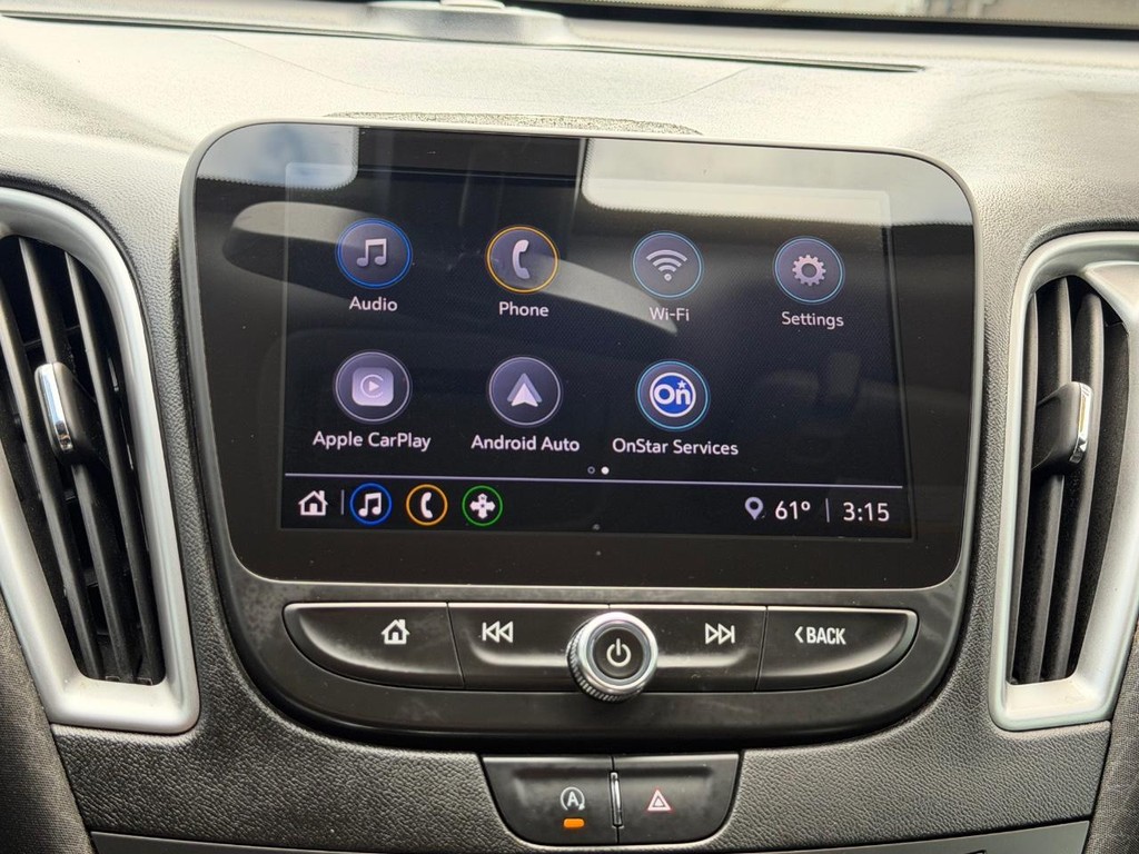 Chevrolet Malibu Vehicle Full-screen Gallery Image 34