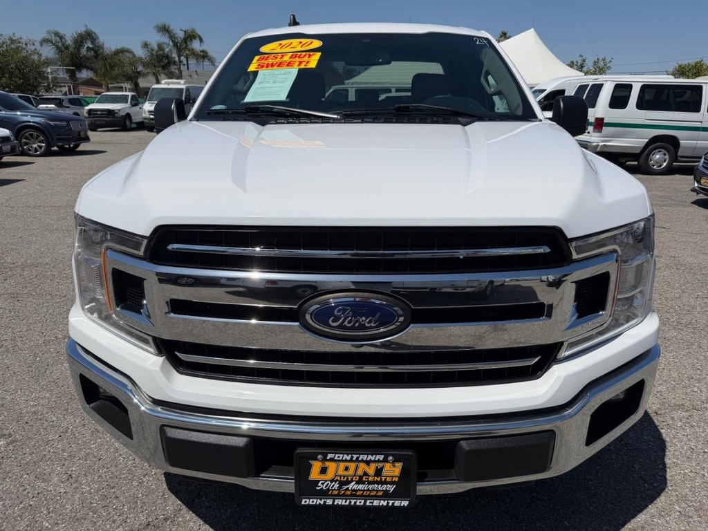 Ford F-150 Vehicle Full-screen Gallery Image 14