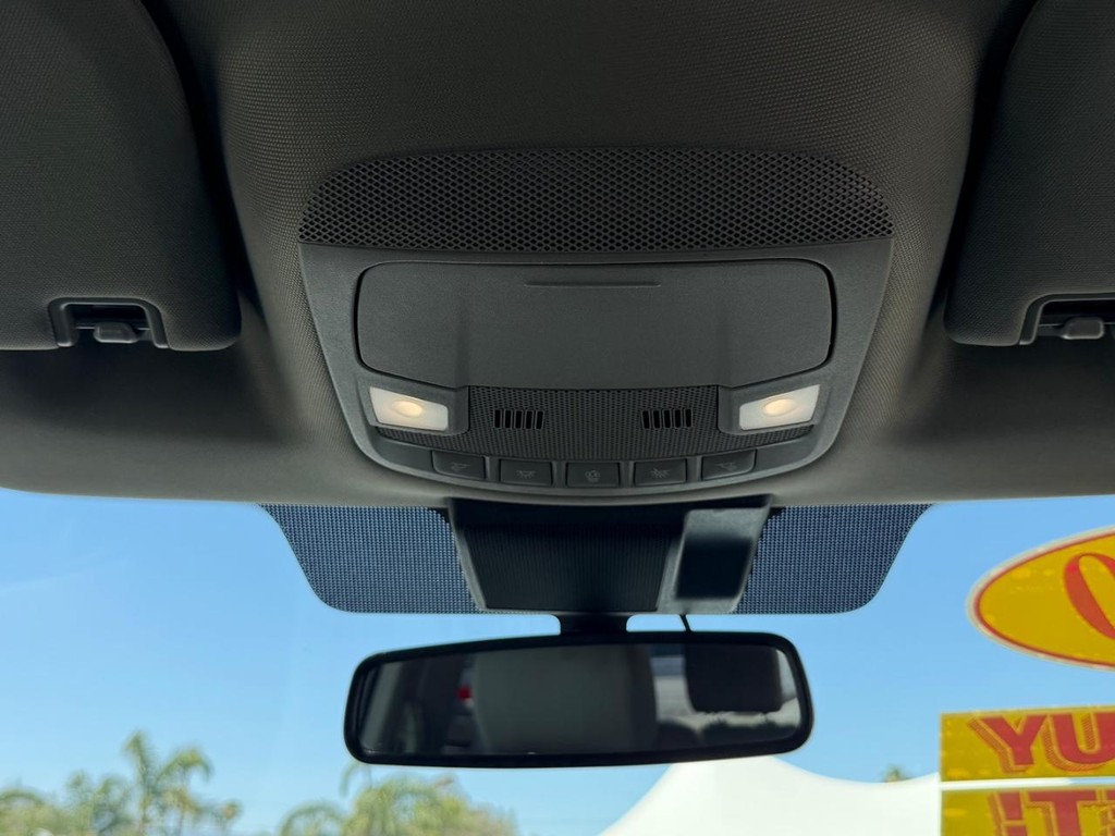 Ford F-150 Vehicle Full-screen Gallery Image 42