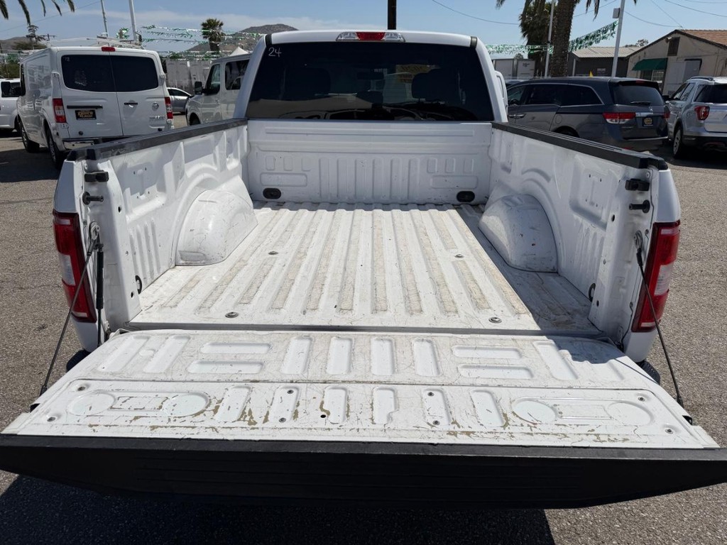 Ford F-150 Vehicle Full-screen Gallery Image 45