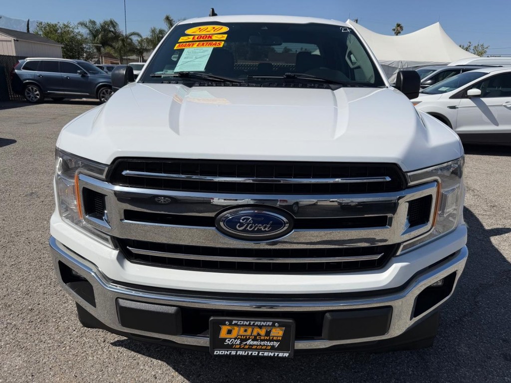 Ford F-150 Vehicle Full-screen Gallery Image 14