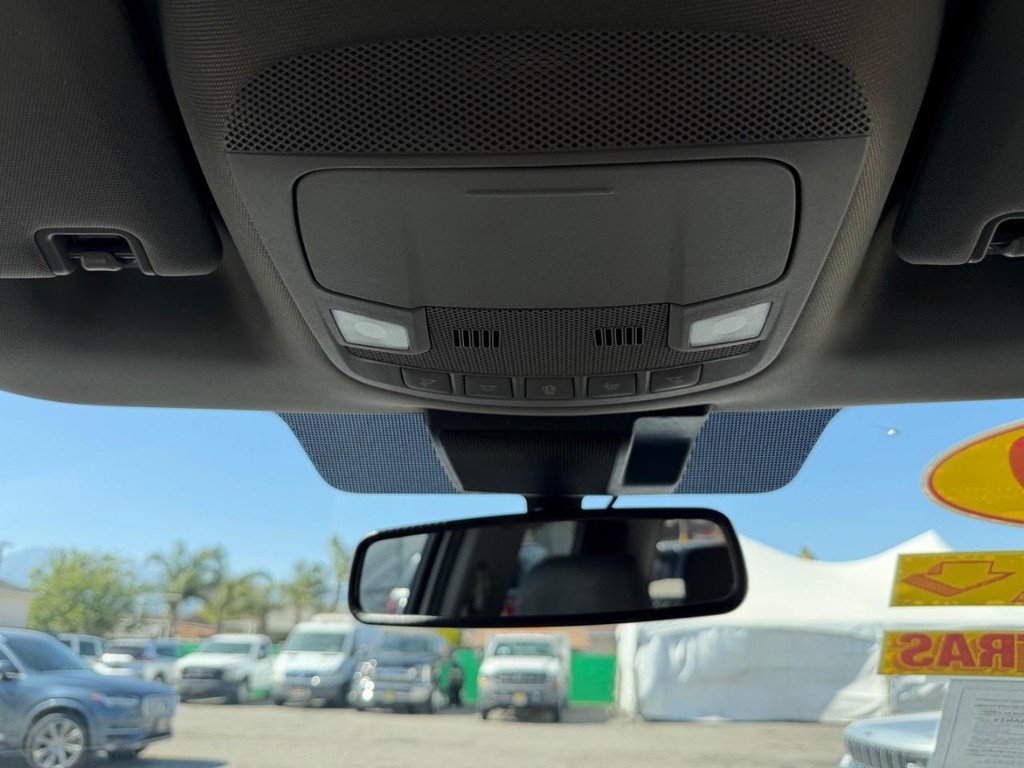 Ford F-150 Vehicle Full-screen Gallery Image 41