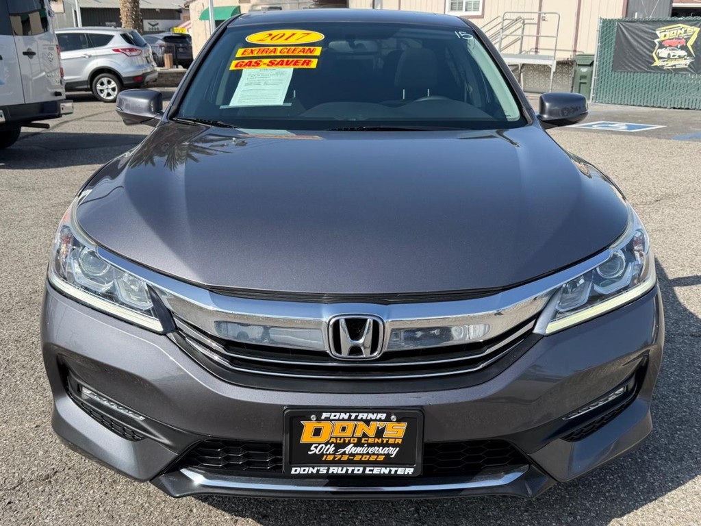 Honda Accord Vehicle Full-screen Gallery Image 14