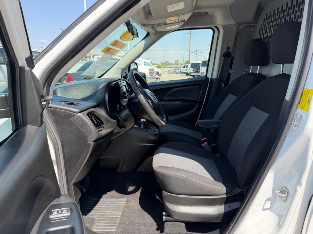 Ram ProMaster City Vehicle Full-screen Gallery Image 18