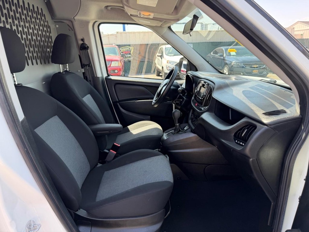 Ram ProMaster City Vehicle Full-screen Gallery Image 22