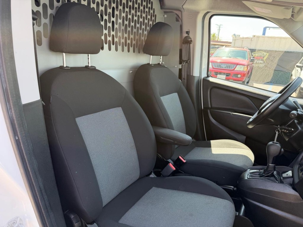 Ram ProMaster City Vehicle Full-screen Gallery Image 23
