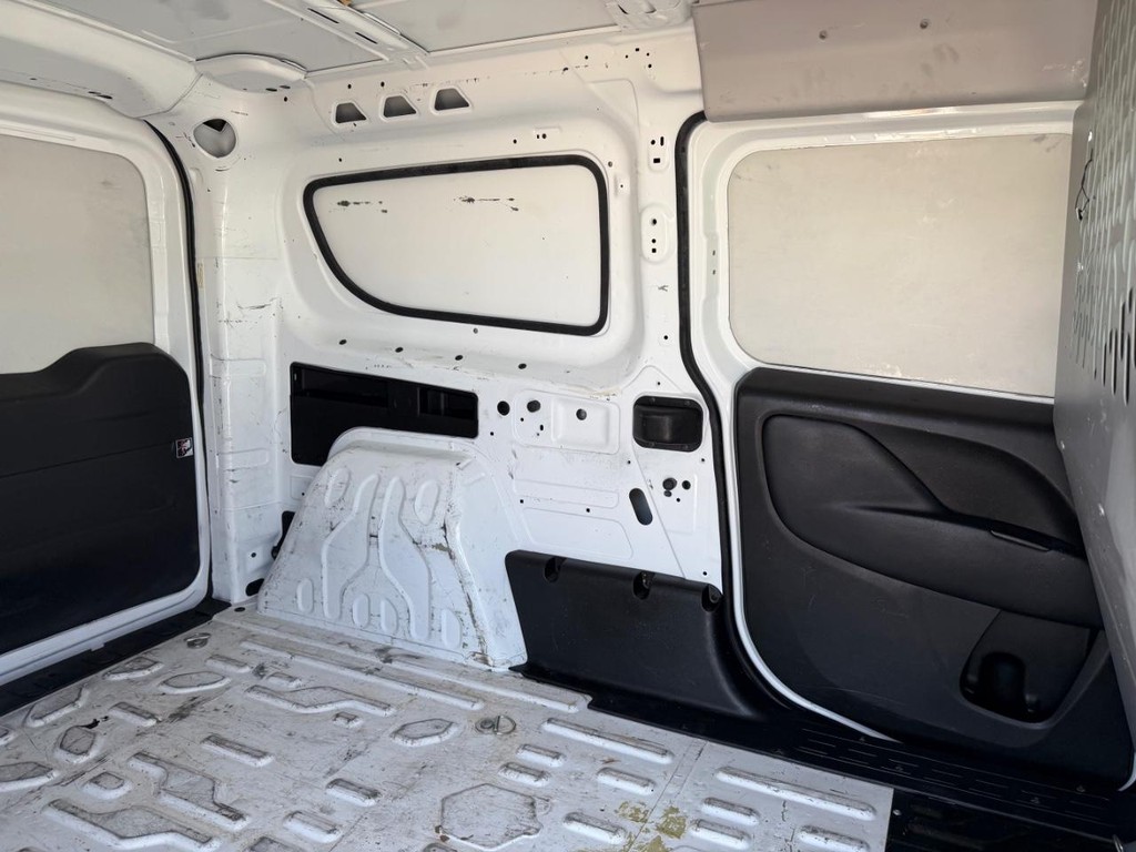 Ram ProMaster City Vehicle Full-screen Gallery Image 38