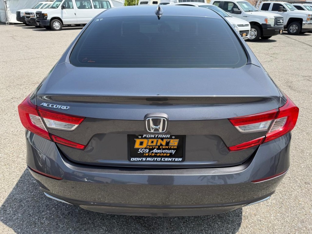 Honda Accord Vehicle Full-screen Gallery Image 08