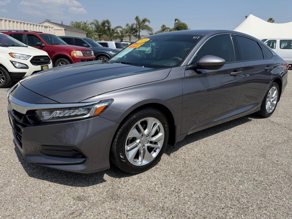 Honda Accord Vehicle Full-screen Gallery Image 12