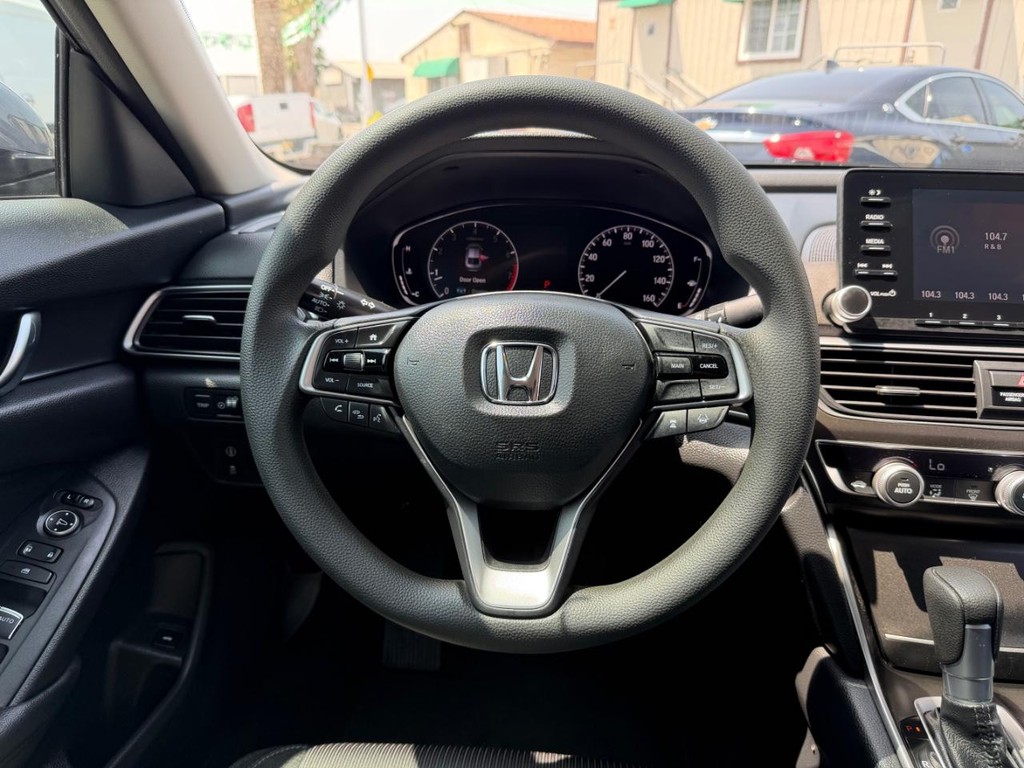 Honda Accord Vehicle Full-screen Gallery Image 27