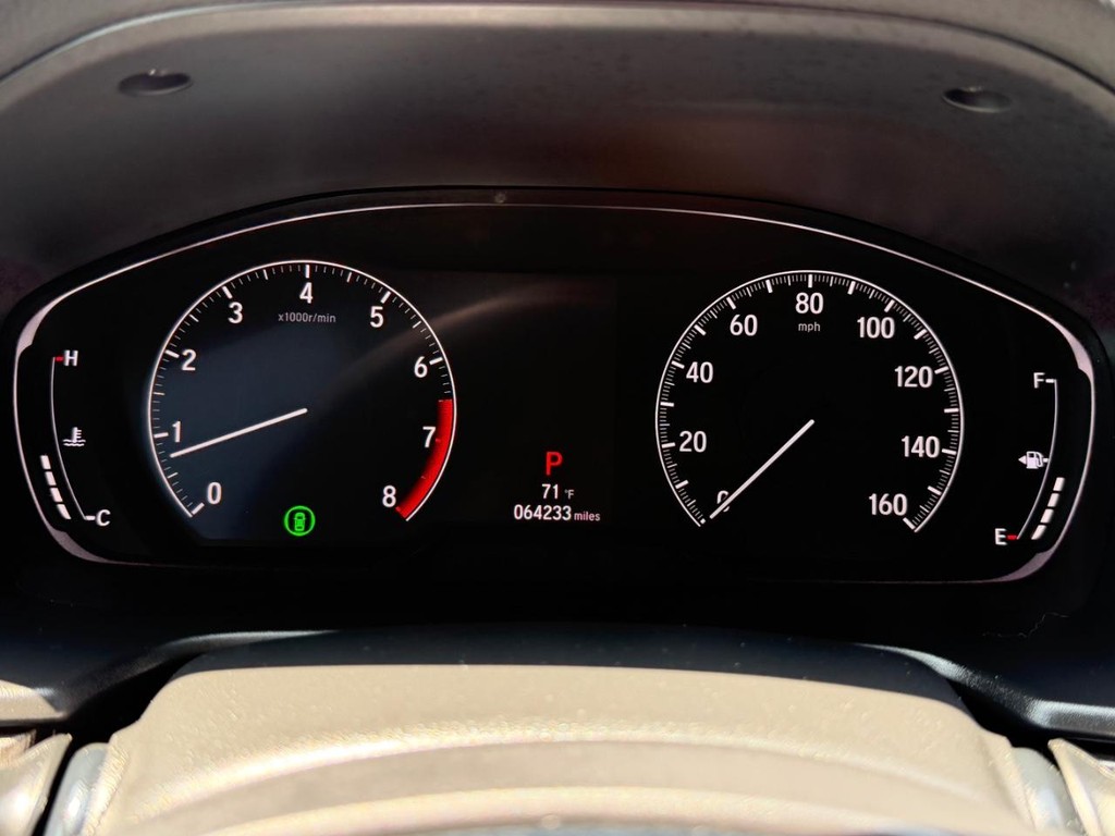 Honda Accord Vehicle Full-screen Gallery Image 30
