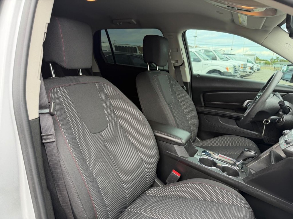 GMC Terrain Vehicle Full-screen Gallery Image 21