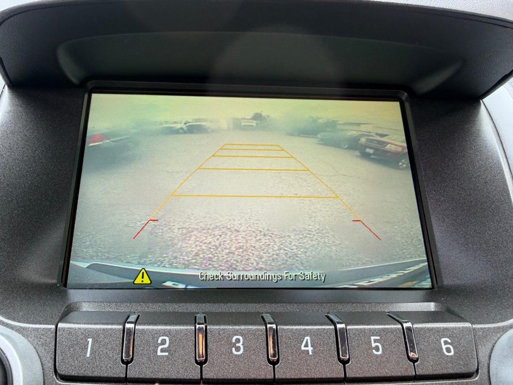 GMC Terrain Vehicle Full-screen Gallery Image 37