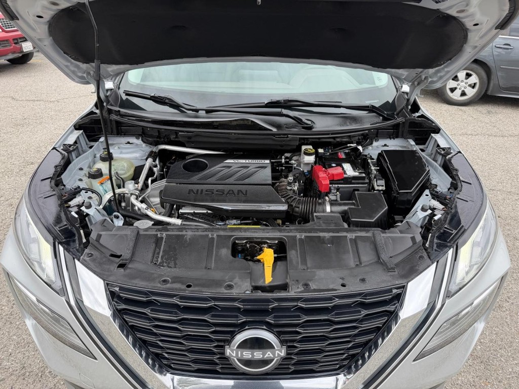 Nissan Rogue Vehicle Full-screen Gallery Image 50