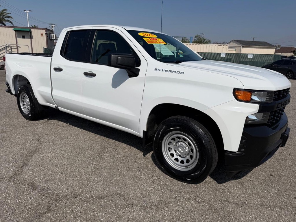 Chevrolet Silverado 1500 Vehicle Full-screen Gallery Image 06