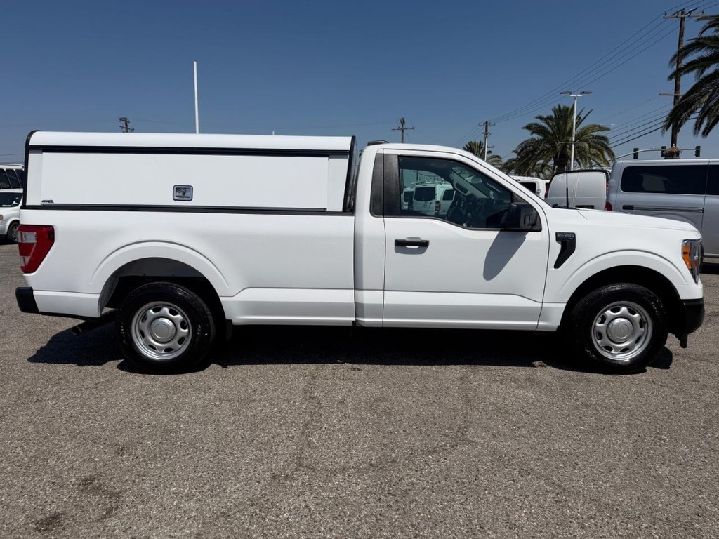 Ford F-150 Vehicle Full-screen Gallery Image 05