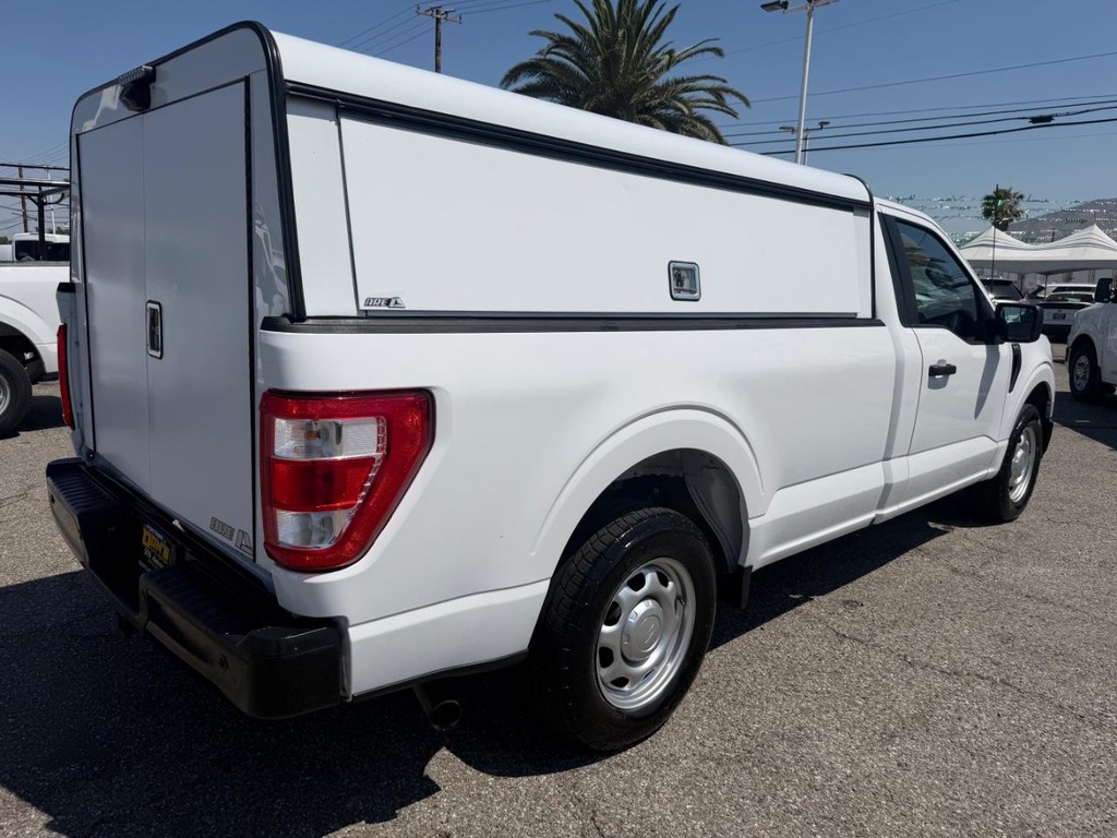 Ford F-150 Vehicle Full-screen Gallery Image 06