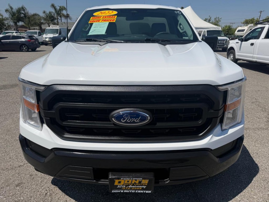 Ford F-150 Vehicle Full-screen Gallery Image 14