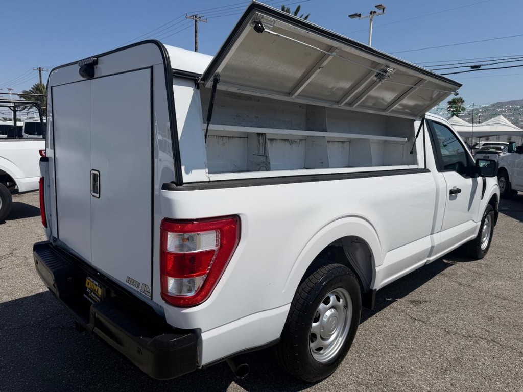 Ford F-150 Vehicle Full-screen Gallery Image 17