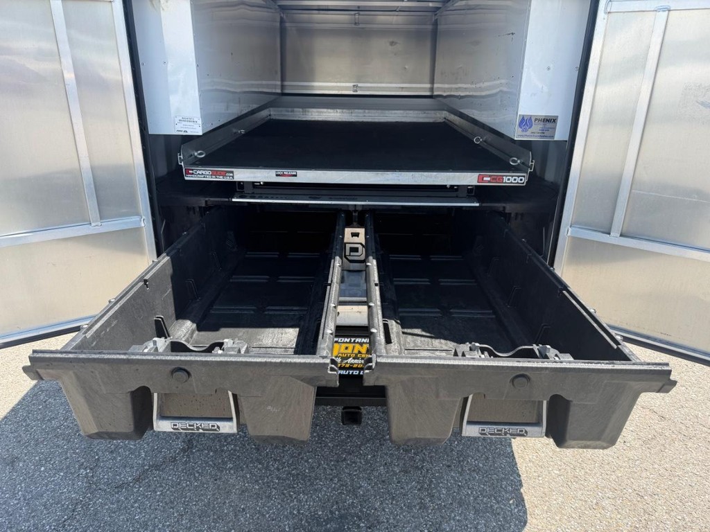 Ford F-150 Vehicle Full-screen Gallery Image 22