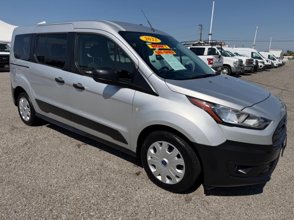 Ford Transit Connect Vehicle Full-screen Gallery Image 03