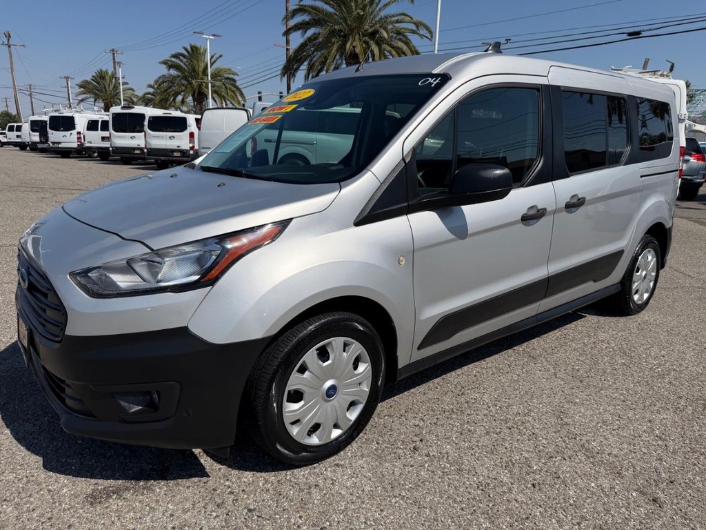 Ford Transit Connect Vehicle Full-screen Gallery Image 12
