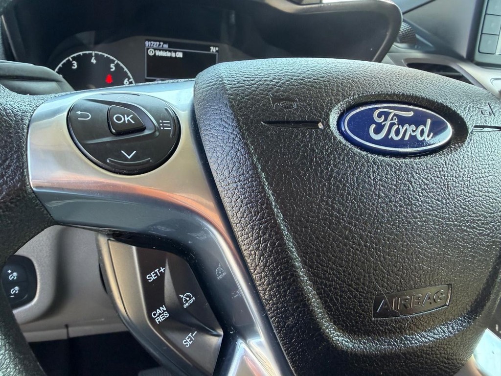 Ford Transit Connect Vehicle Full-screen Gallery Image 28