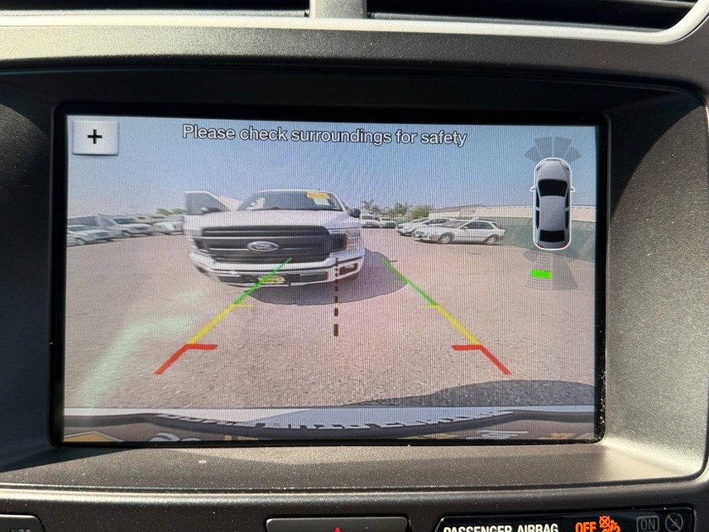 Ford Explorer Vehicle Full-screen Gallery Image 46
