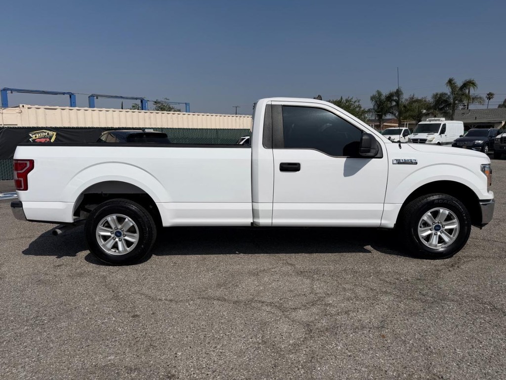 Ford F-150 Vehicle Full-screen Gallery Image 05