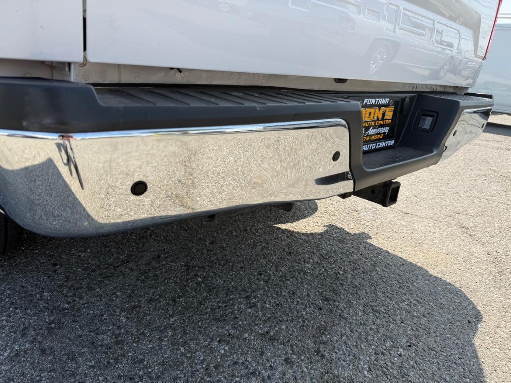Ford F-150 Vehicle Full-screen Gallery Image 29