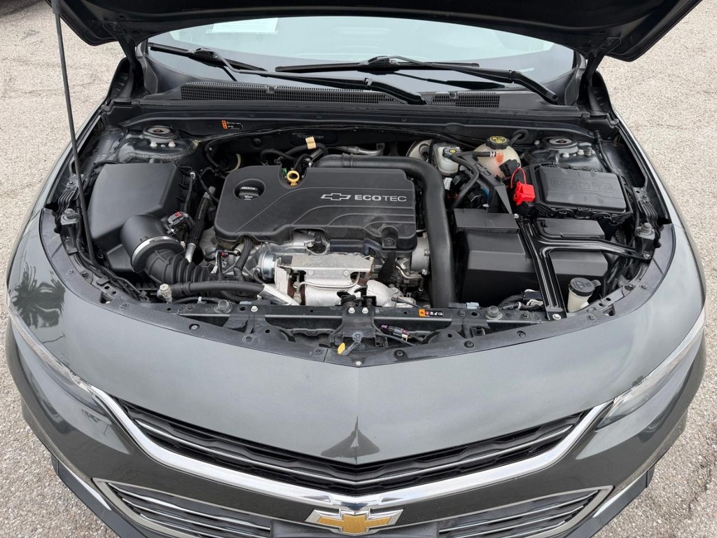 Chevrolet Malibu Vehicle Full-screen Gallery Image 39