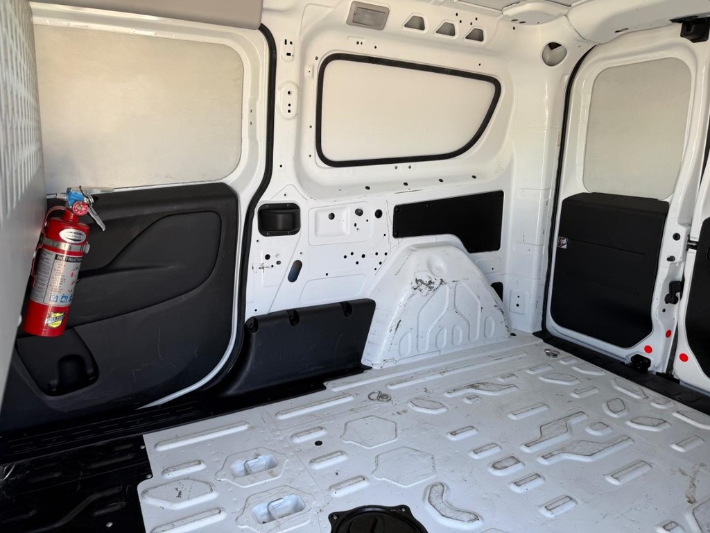 Ram ProMaster City Vehicle Full-screen Gallery Image 24