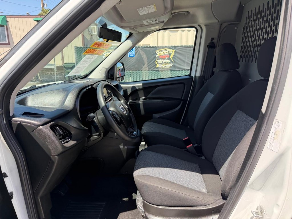 Ram ProMaster City Vehicle Full-screen Gallery Image 29