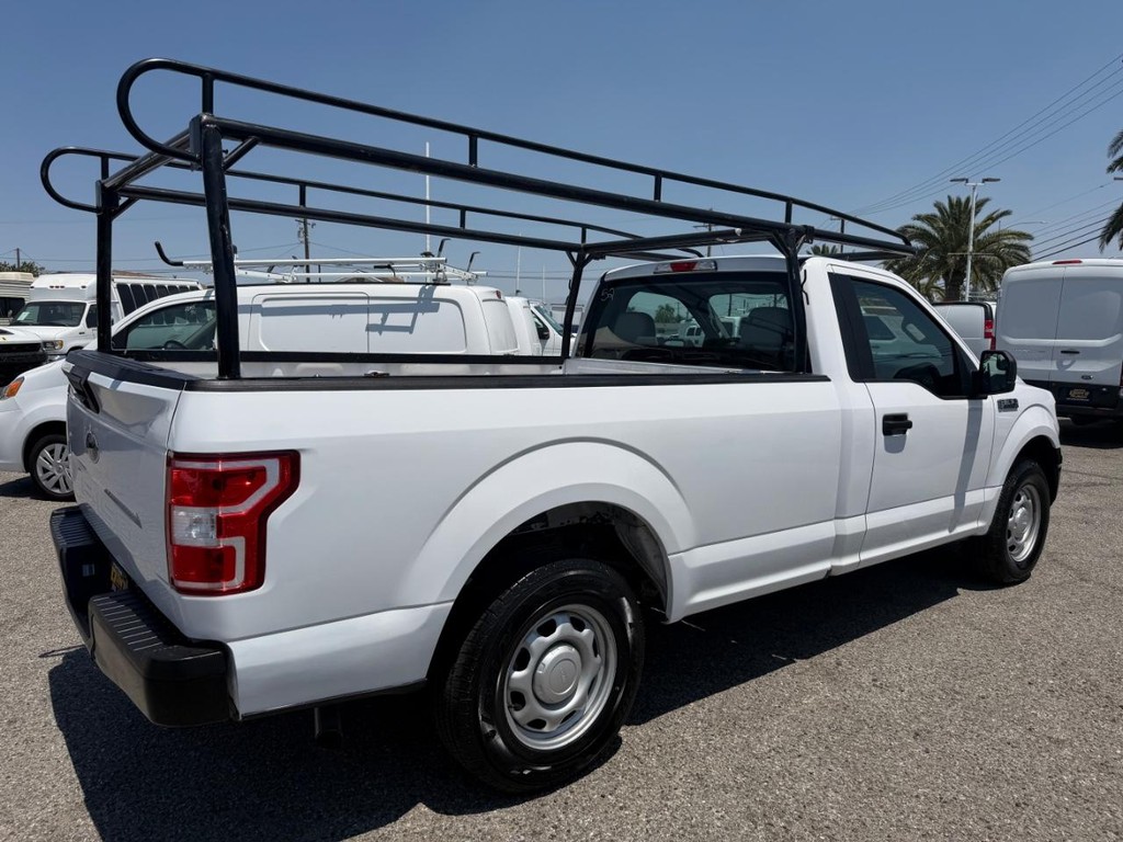 Ford F-150 Vehicle Full-screen Gallery Image 06