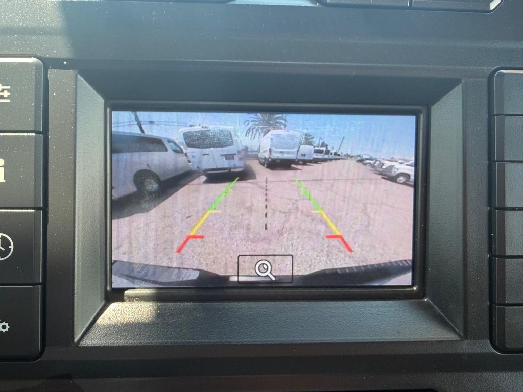Ford F-150 Vehicle Full-screen Gallery Image 30