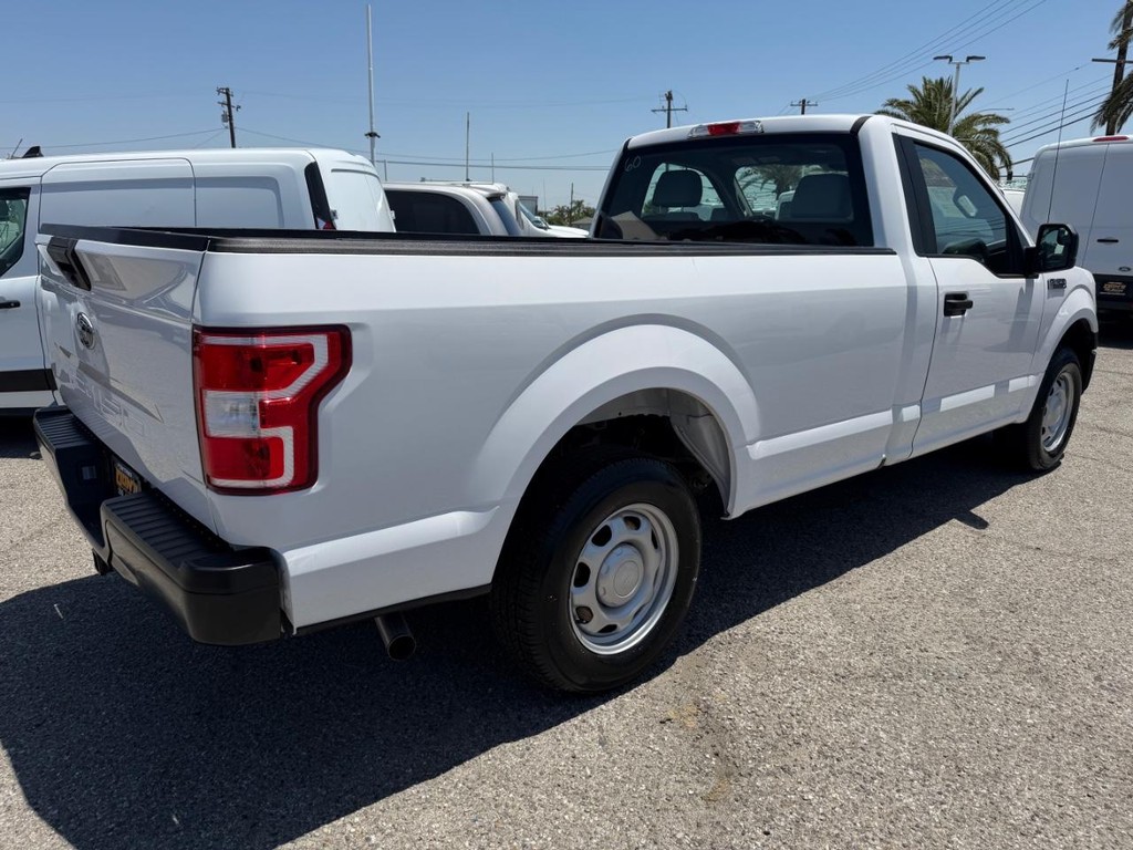 Ford F-150 Vehicle Full-screen Gallery Image 06
