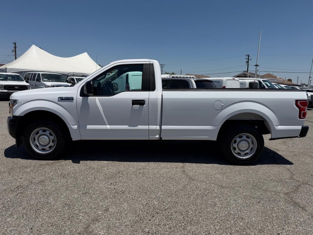 Ford F-150 Vehicle Full-screen Gallery Image 11