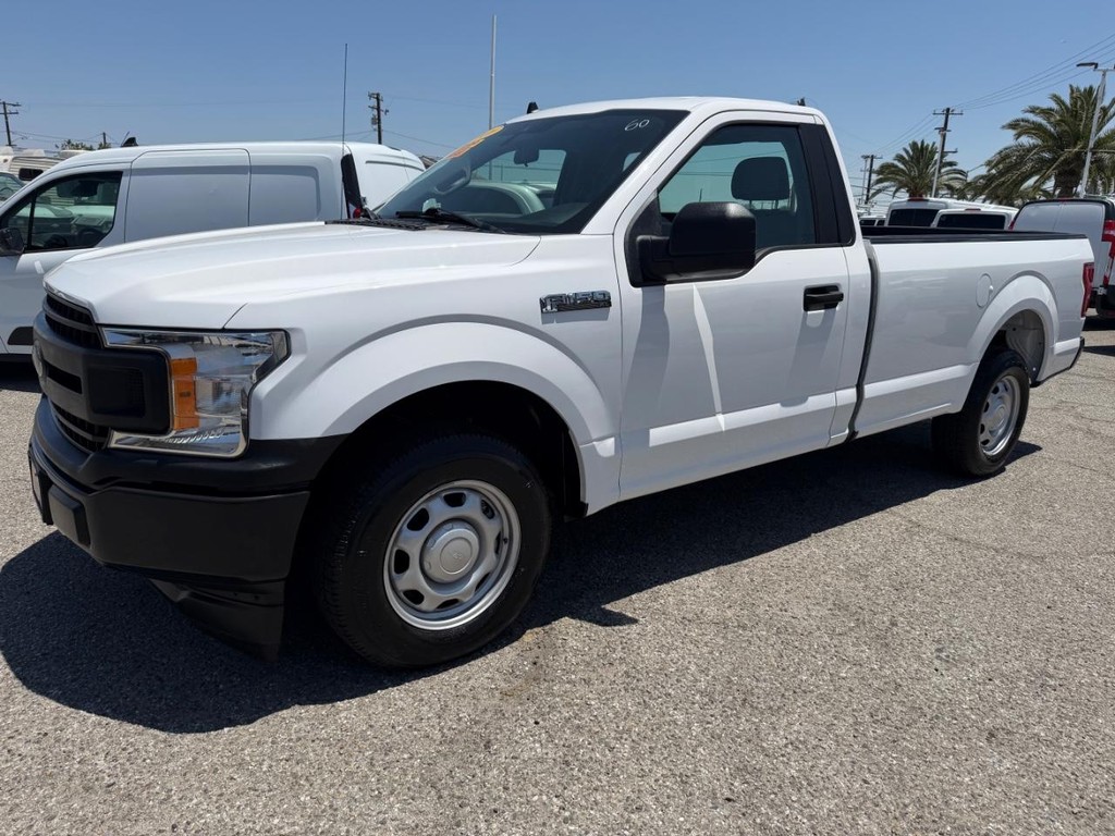 Ford F-150 Vehicle Full-screen Gallery Image 12