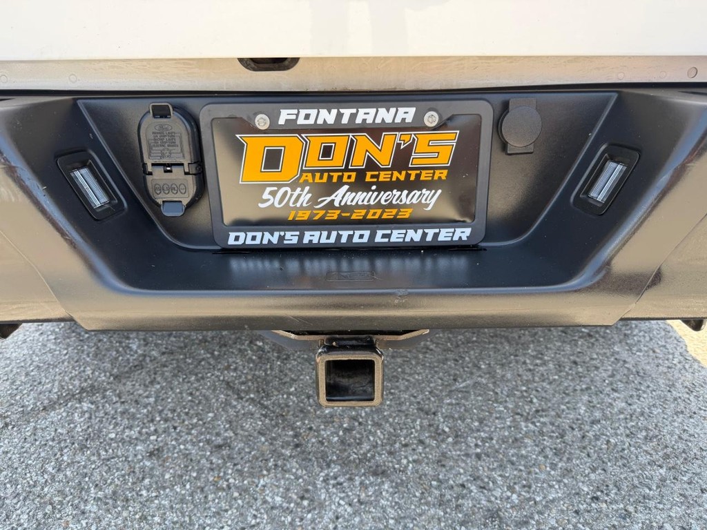 Ford F-150 Vehicle Full-screen Gallery Image 33