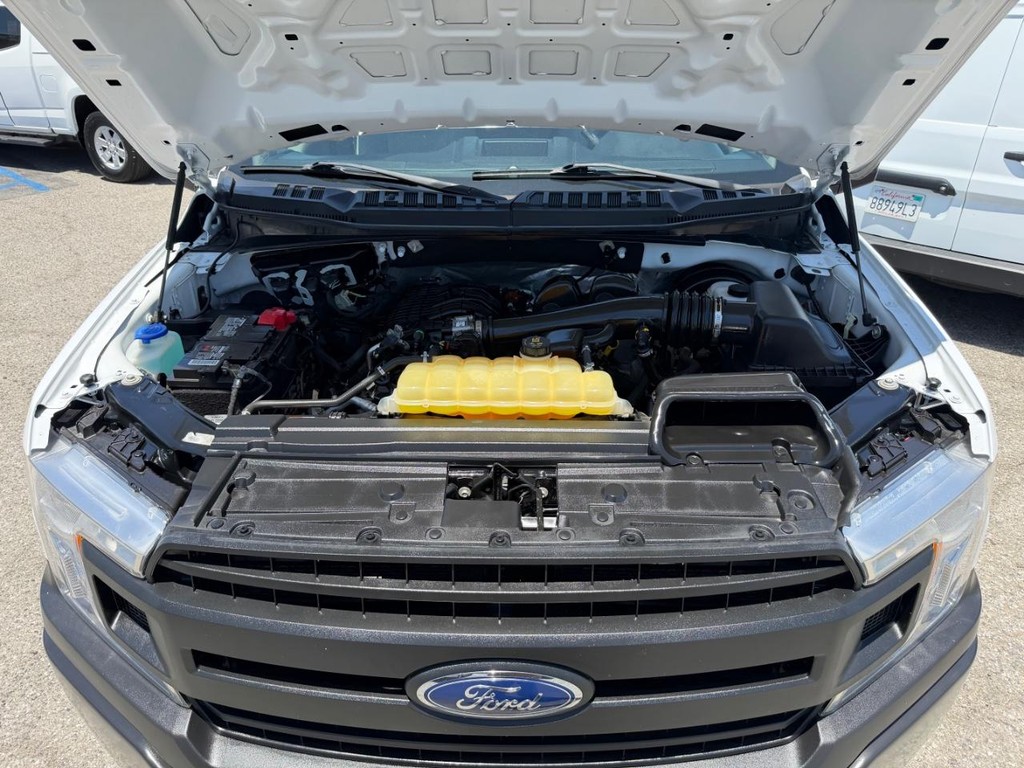 Ford F-150 Vehicle Full-screen Gallery Image 36