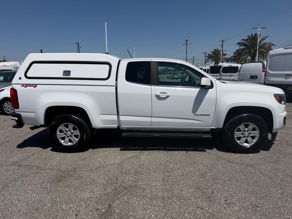 Chevrolet Colorado Vehicle Full-screen Gallery Image 05